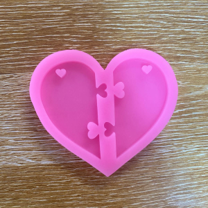 MOLDE CORAZÓN DIVIDIDO