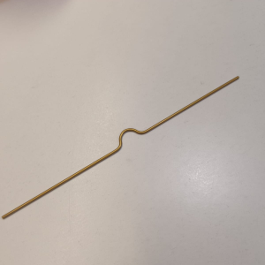 COLGANTE PARA CALENDARIO DORADA